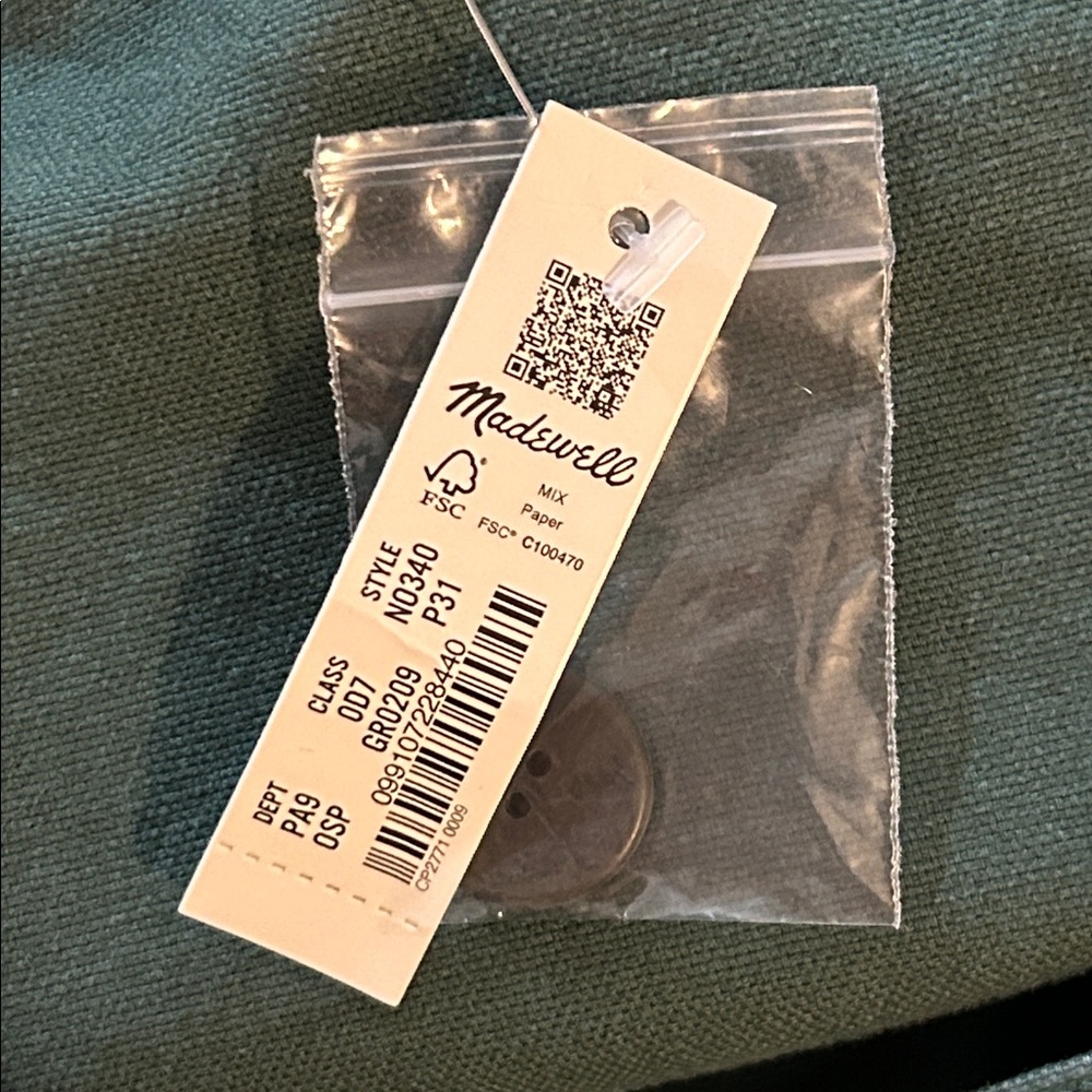NWT Madewell The Petite '90s Straight Cargo Pant in Garment-Dyed Canvas 31 P - Picture 4 of 12